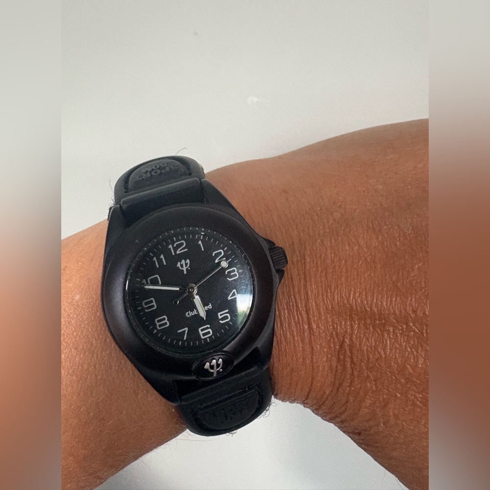 Vintage early 2000s Club Med Black Velcro strap Watch 50m water resistant